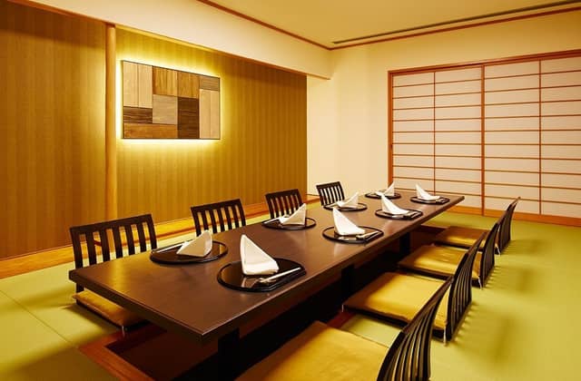 【公式】ロイヤルパインズホテル浦和の結婚式|埼玉・浦和の絶景チャペルと美食のホテルウエディング