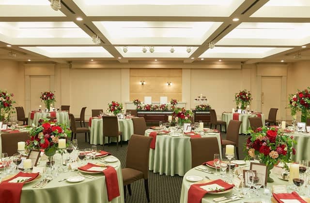 【公式】ロイヤルパインズホテル浦和の結婚式|埼玉・浦和の絶景チャペルと美食のホテルウエディング