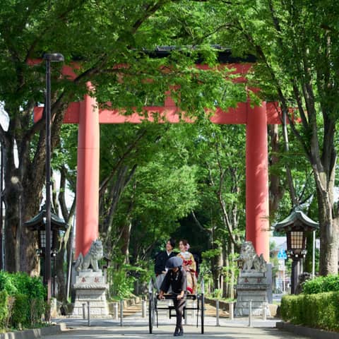 ◇氷川参道を優雅に人力車で【提携神社で挙式後の披露宴プラン】198万円