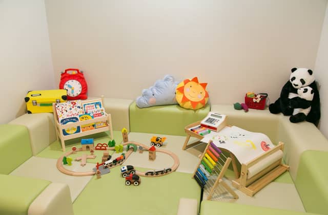 【ブライダル公式】新横浜グレイスホテルの結婚式場Roseun Charme (ロゼアン シャルム)