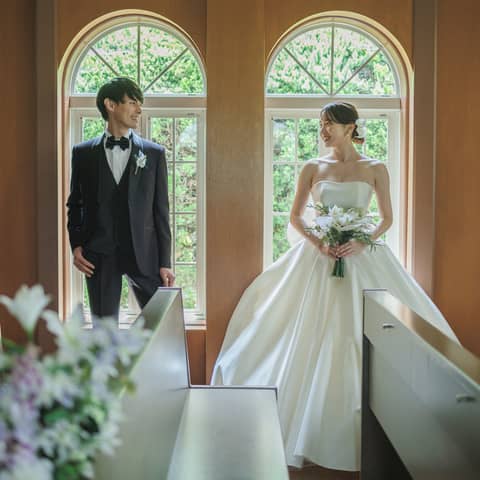 【教会を貸切り|フォトウェディングプラン】お二人の特別な日を写真に♪