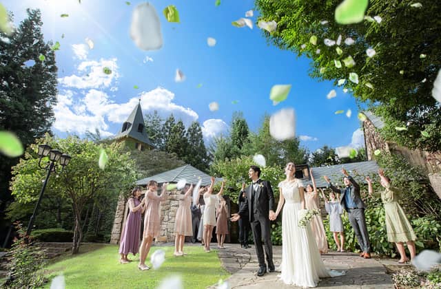 【公式】ロックハート城|リゾートウエディング・結婚式場