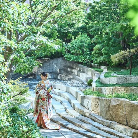 【フォトウエディング】衣裳+美容+写真50カット込みの安心プラン