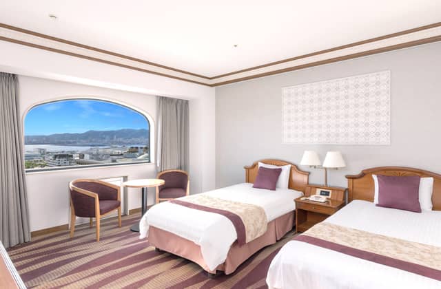 【公式】ホテルプラザ神戸 結婚式|空と海のガーデンウェディング