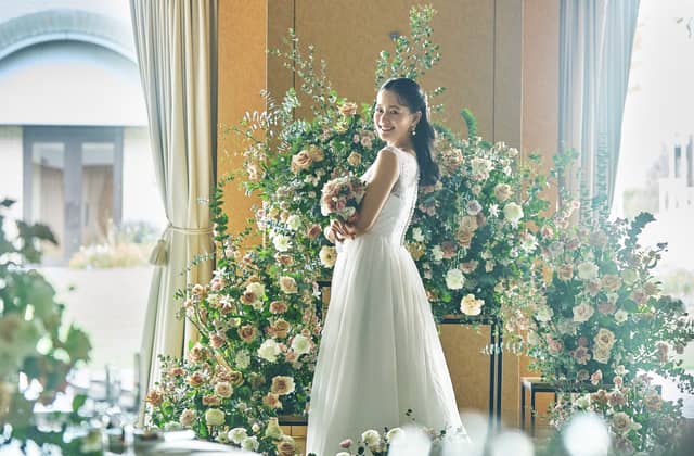 【公式】ホテルプラザ神戸 結婚式|空と海のガーデンウェディング