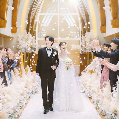 【期間限定】2026年3月までの結婚式検討で最大97万円ご優待♪