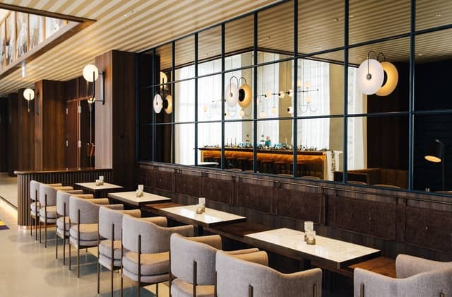 ベルヴィ郡山館