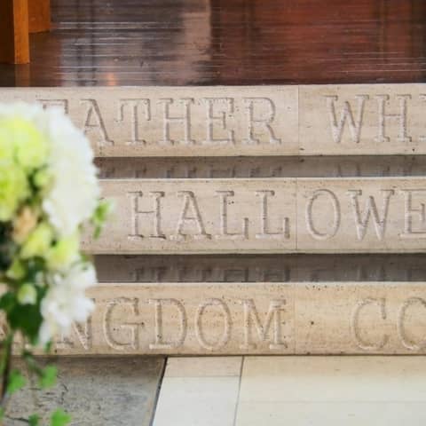 和歌山での結婚式・披露宴は【ラヴィーナ和歌山】で