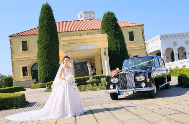 和歌山での結婚式・披露宴は【ラヴィーナ和歌山】で