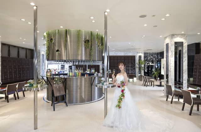 和歌山での結婚式・披露宴は【ラヴィーナ和歌山】で