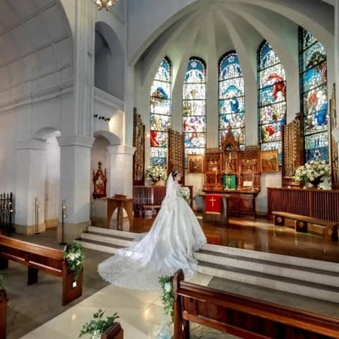 和歌山での結婚式・披露宴は【ラヴィーナ和歌山】で