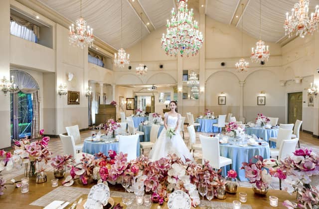 和歌山での結婚式・披露宴は【ラヴィーナ和歌山】で