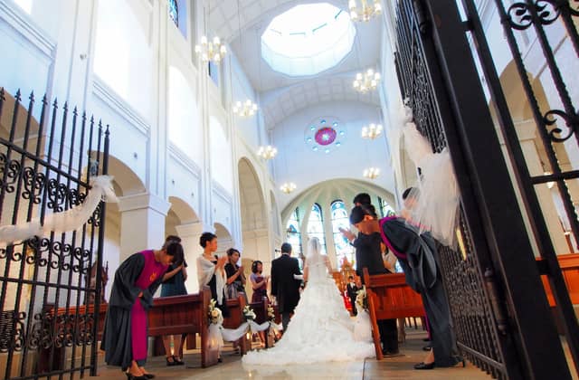 和歌山での結婚式・披露宴は【ラヴィーナ和歌山】で