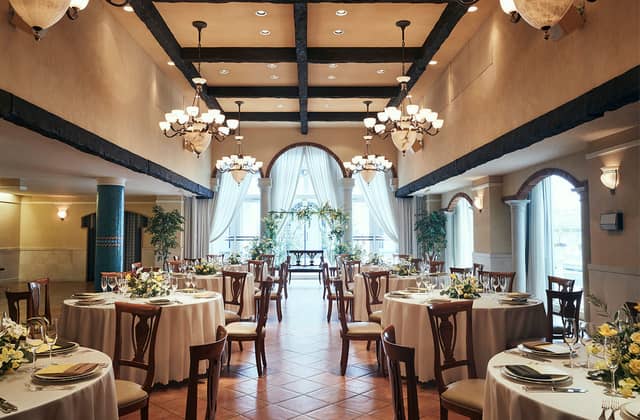 神戸ポートピアホテル|ウエディングサイト