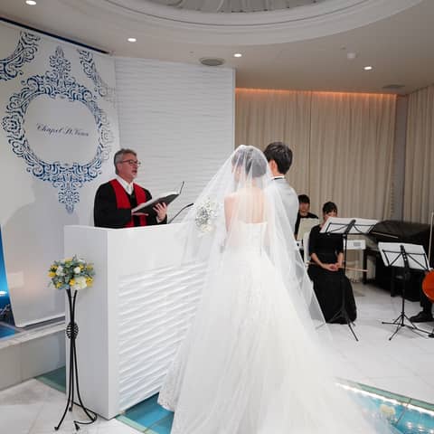 チャペル内キリスト挙式