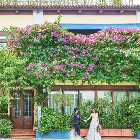 【10₋11月】7年連続教会&料理口コミ1位受賞◆生花香る独立型教会