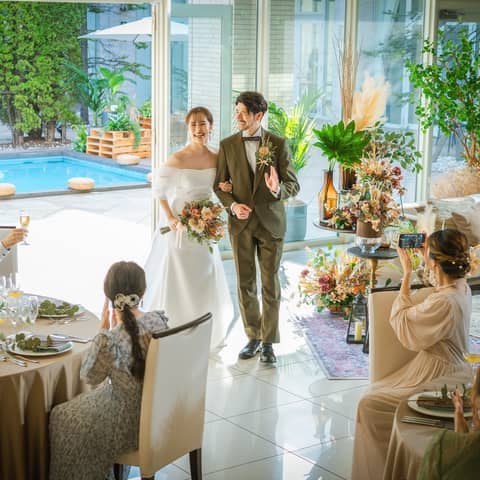 【通年】パーティ&前撮りプラン<新郎1点・新婦2点付き>|負担33万円