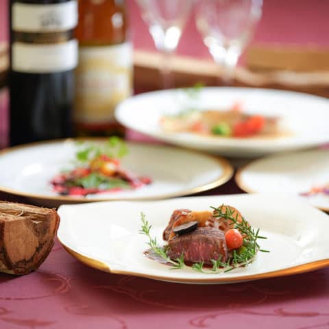 【公式】メープルヒル|山口県周南市のガーデンレストラン&ウエディング