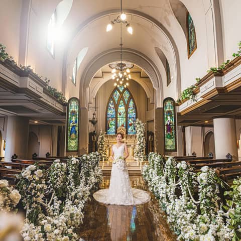 福山市のチャペル結婚式場 【南蔵王・聖ペトロ教会】