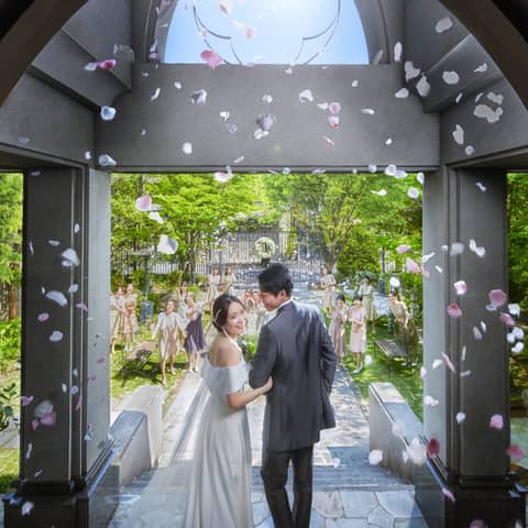 福山市のチャペル結婚式場 【南蔵王・聖ペトロ教会】