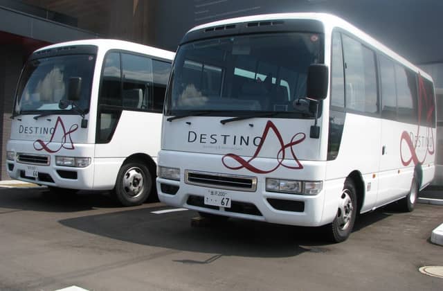 【公式】DESTINO BROOKLYN NEW YORK|金沢の貸切結婚式場