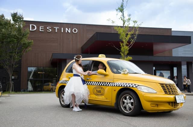 【公式】DESTINO BROOKLYN NEW YORK|金沢の貸切結婚式場