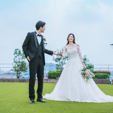 家族や友人も参加OK!憧れ大聖堂フォトウェディング