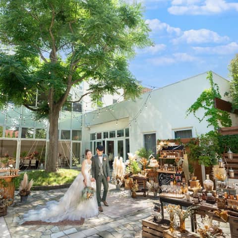 【12万円で叶う本格フォト】大聖堂×貸切邸宅◆新郎新婦衣装各1点
