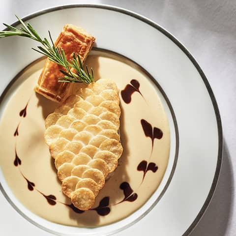 ジャルダン ポール・ボキューズ(しいのき迎賓館内)【ウエディングサイト】