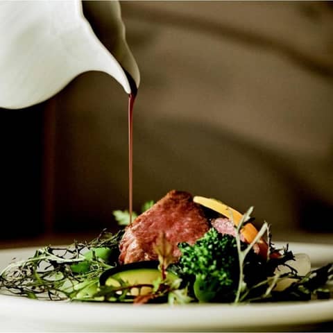 ジャルダン ポール・ボキューズ(しいのき迎賓館内)【ウエディングサイト】