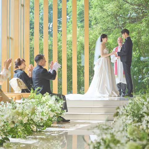 【80万ご優待】4ヵ月以内の直近挙式披露宴プラン【40名 119万円】