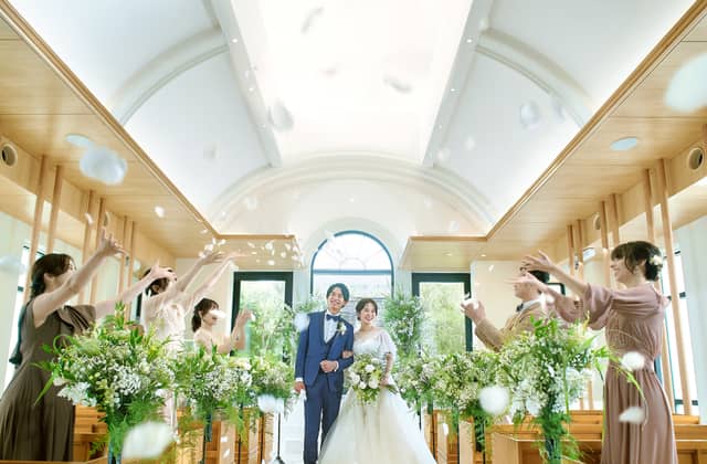 新山口駅前の結婚式場|ウェディングコート エミリア