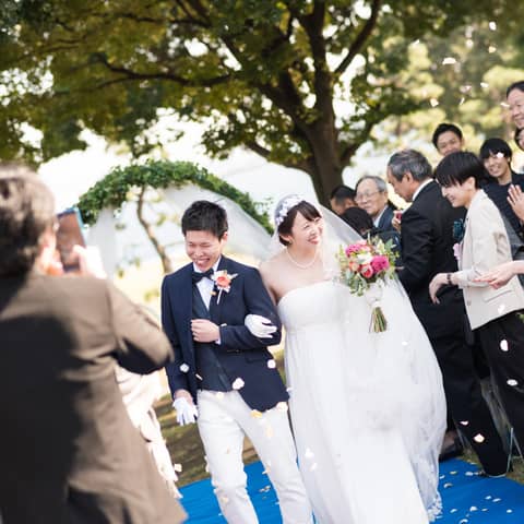 【家族/親族中心・10名〜食事会】『ありがとう』を伝えるレストラン婚