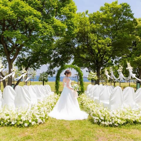 FamilyWeddingにオススメ!【ガーデン挙式のみプラン】