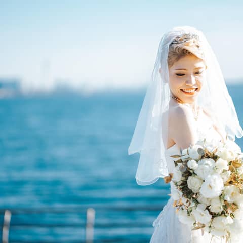 【ガーデン挙式】海と緑に包まれる開放的なみなとみらいウェディング