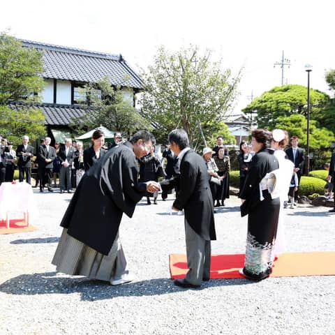 《人前式+披露宴+貸切》お二人らしい自由なオリジナル婚♪【30名】