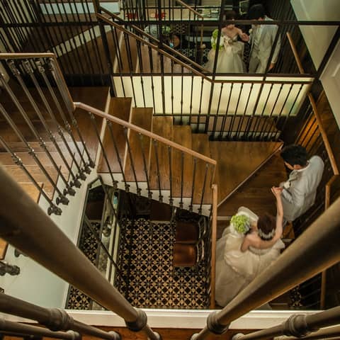 フランスを思わせる店内でのフォトウェディング&大切な方とのお食事会