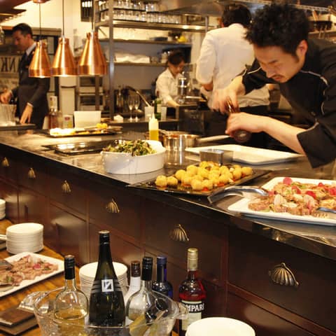 【フェス婚!80名88万】バンド演奏が出来る♪ 豪華立食ブッフェプラン