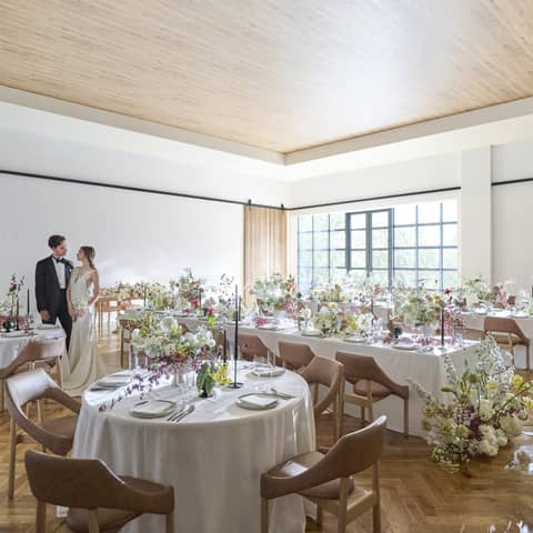TRUNK(HOTEL) WEDDING