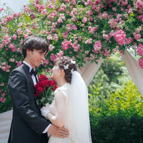 【公式】家族・親族だけで全館貸切|〈少人数専門〉横浜 山手十番館ウエディング ハウス&ガーデン