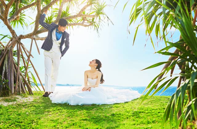 アートグレイス オーシャンフロントガーデンチャペル 沖縄|ベストブライダルリゾート