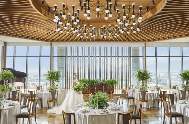 ノートルダム大阪ONE|海と空が彩る 大阪ベイサイドウエディング【公式】