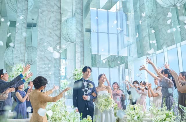 ノートルダム大阪ONE|海と空が彩る 大阪ベイサイドウエディング【公式】