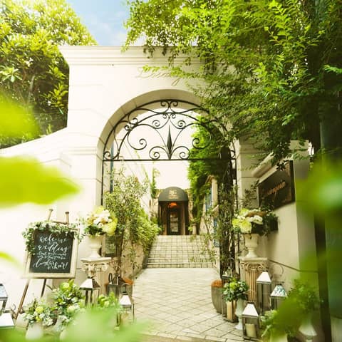 6名225,247円~☆挙式+衣裳+美容+会食フルパックプラン