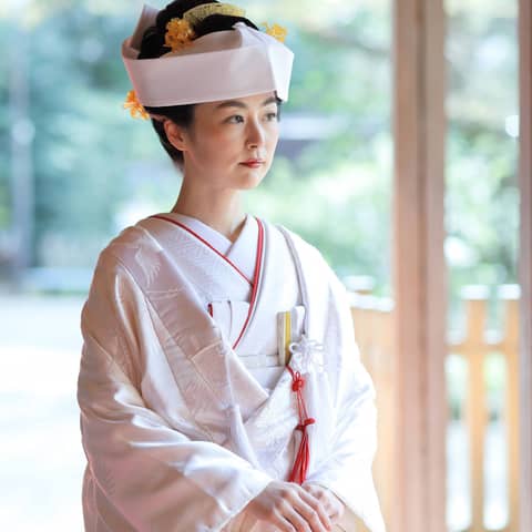 【代々木八幡宮】東京の神前式で上質なアンティーク和装を|【公式】アントワープブライダル