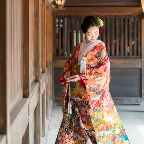 【代々木八幡宮】東京の神前式で上質なアンティーク和装を|【公式】アントワープブライダル