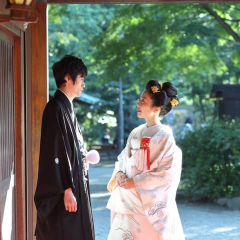 【代々木八幡宮】東京の神前式で上質なアンティーク和装を|【公式】アントワープブライダル