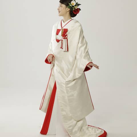 【代々木八幡宮】東京の神前式で上質なアンティーク和装を|【公式】アントワープブライダル