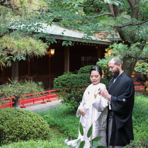 【代々木八幡宮】東京の神前式で上質なアンティーク和装を|【公式】アントワープブライダル