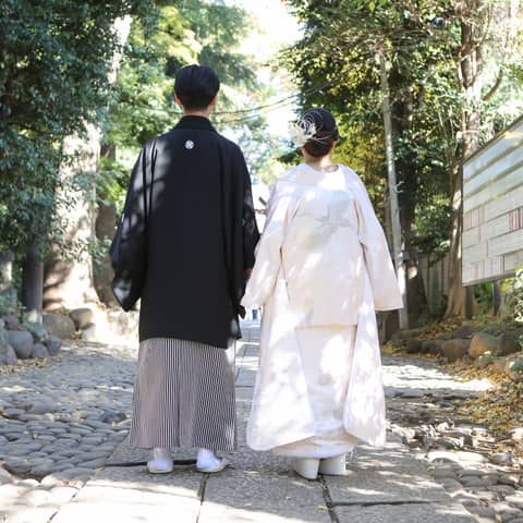 【代々木八幡宮】東京の神前式で上質なアンティーク和装を|【公式】アントワープブライダル